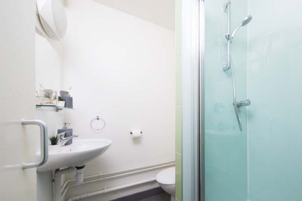 "Find Your Perfect Student Accommodation: Student Rooms with Attached Bathrooms in Carlisle"