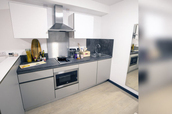 Finding Last-Minute Student Accommodation Near Ravensbourne College: A Comprehensive Guide