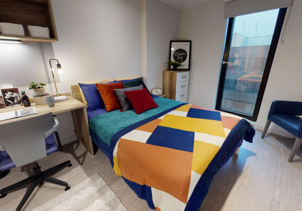 Exploring the Closest Student Housing Options to Kingston University Knights Park Campus