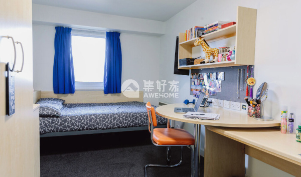 Simplifying Group Booking for Student Housing near University of St Andrews