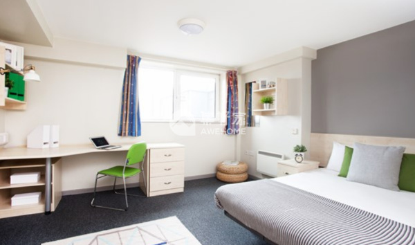 Enhancing the College Experience: Rose Bruford College of Theatre Performance Student Housing with Weekend Social Events