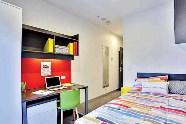 Finding the Best Rated Student Apartments near University of Bradford