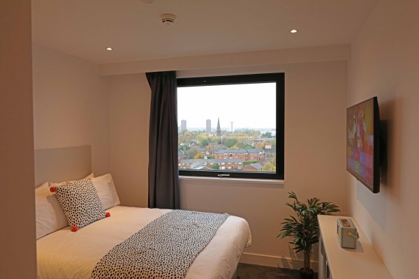 Discover Ideal Student Accommodation near Popular Landmarks in Stoke-on-Trent