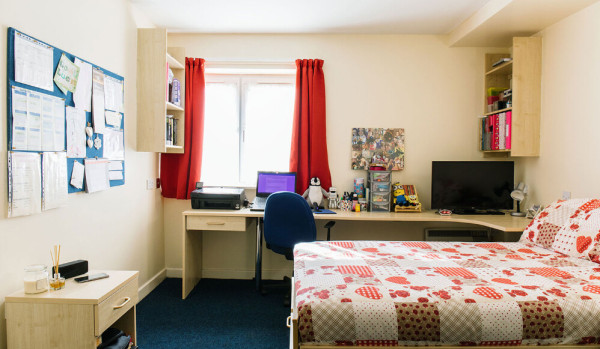 Streamlining Group Booking for Student Housing near University of Plymouth