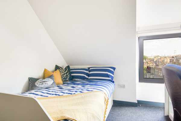 Inspecting Your Student Room Before Signing the Lease in Southampton: A Guide to Avoiding Surprises