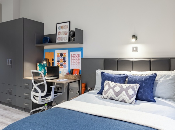 Inspecting Your Student Room Before Signing the Lease: A Guide to Ensuring a Gold Coast Dream Accommodation