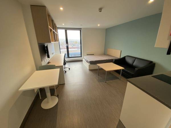 Convenient Group Booking for Student Housing near University of Bath