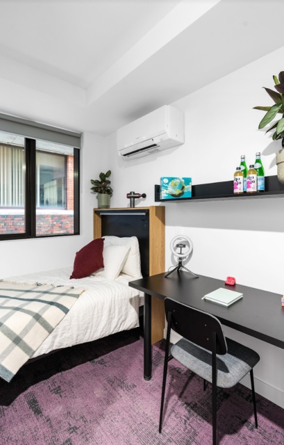 The Proximity Advantage: Finding Student Housing near Hospitals in London