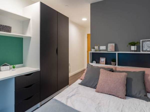 "Cheapest Student Accommodation in Penryn: Affordable Housing Solutions for University Students"