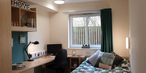 Your Guide to the Closest Student Housing Options to MMU Campus