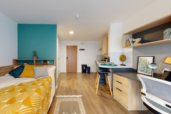 On-Campus vs Off-Campus Housing at Edinburgh College of Art, The University of Edinburgh: Which is the Right Choice for You?