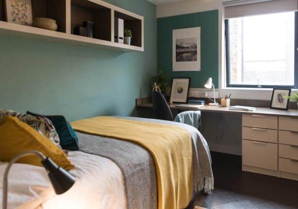 Furnished Student Apartments with Balconies in Leeds: The Perfect Combination of Comfort and Style