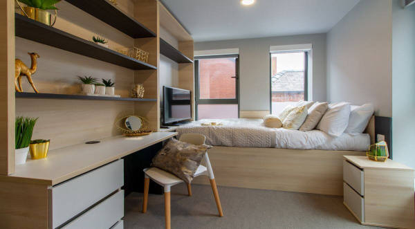 Furnished Student Apartments with Balconies in Bedford: A Perfect Blend of Comfort and Convenience