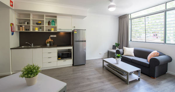 Discover Exclusive Special Offers for Ravensbourne College Students on Housing