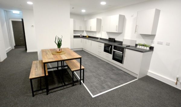 Walking Distance Housing Options from University in Stoke-on-Trent: Finding Convenient Accommodation