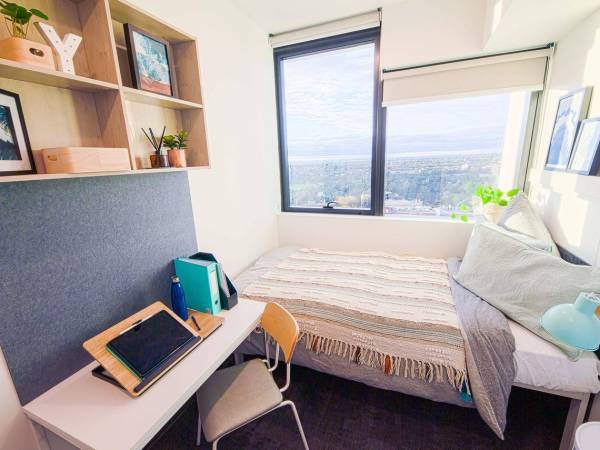 The Top-Rated Student Apartments Near INTO Manchester: Finding the Perfect Home Near Your University