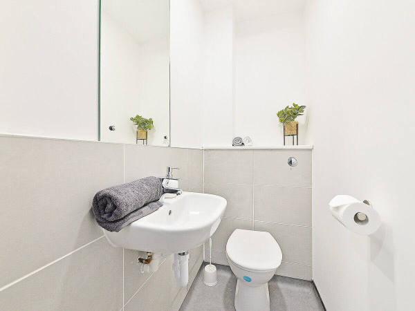 Finding the Perfect Student Rooms with Attached Bathrooms in Canberra