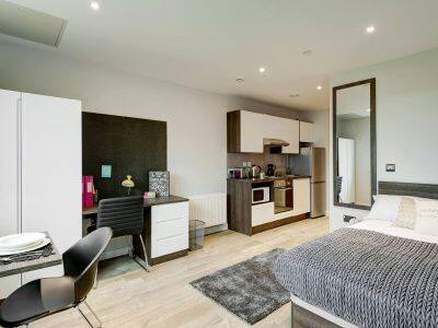 Group Booking for Student Housing near Monash Clayton: 5 Top Solutions