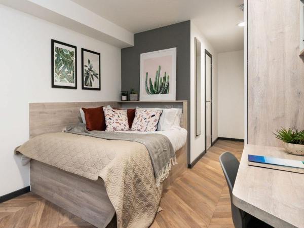 Discover the Epitome of Luxury: Student Apartments in Los Angeles