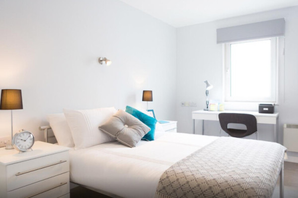 How to rent an apartment in Leicester for students,Leicester student housing price range