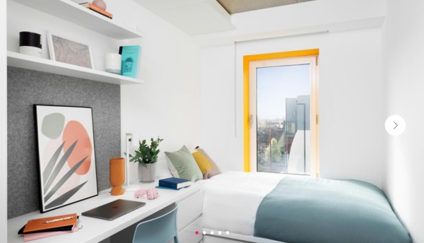 Advantages of en-suite rooms in Leeds student housing,Leeds student accommodation within budget