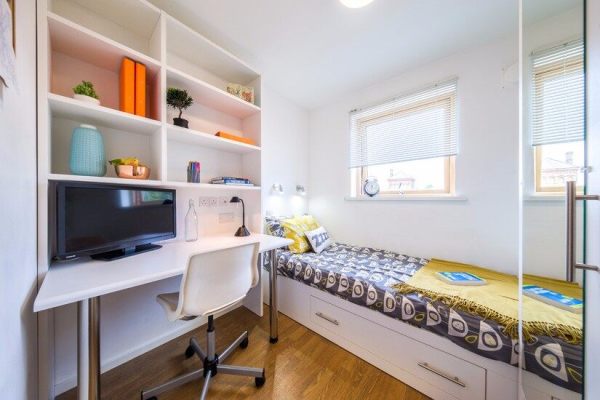 Shared student apartments in Brisbane pros and cons,Brisbane student housing near campus prices