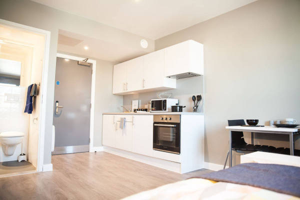 What is Included in Your Rent in Nottingham Student Housing: A Comprehensive Guide