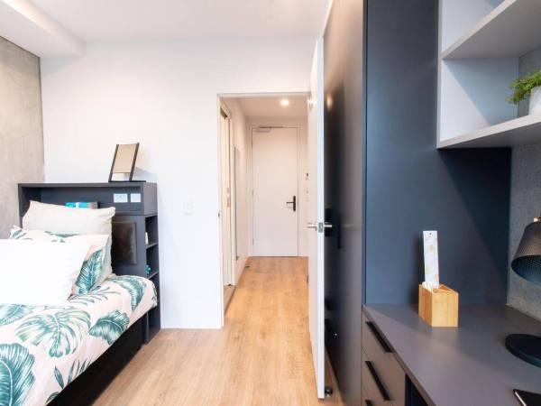 Furnished vs unfurnished student apartments in Guildford,Price range for student penthouses in Guildford