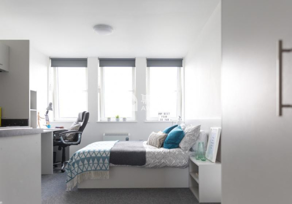 Student's Guide to Finding the Perfect Summer Housing Options in Salford