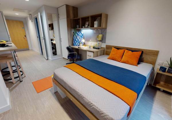 Portsmouth student accommodation safety features,Price range for student penthouses in Portsmouth