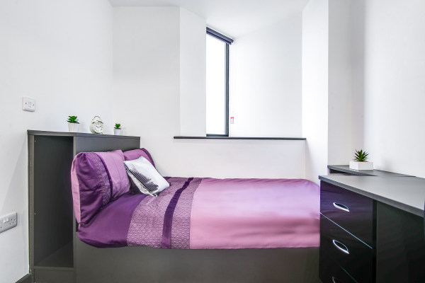 Discover Convenient Student Accommodation Near Sports Facilities in Chester