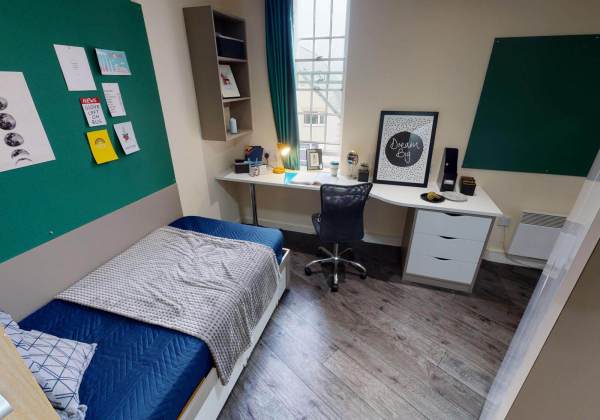 Furnished vs unfurnished student apartments in Essex,Budget-friendly student hostels in Essex