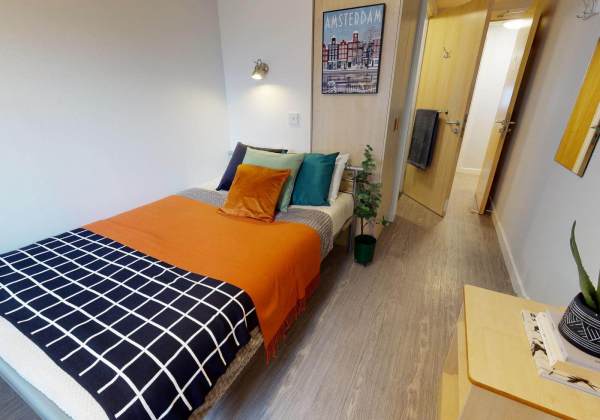 Renewing or ending a student housing lease in Manchester,Best areas for cheap student living in Manchester