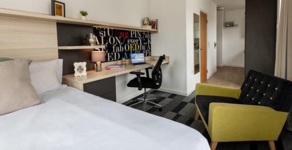 On-Campus vs Off-Campus Housing at Coventry University: Which Option Suits You Best?