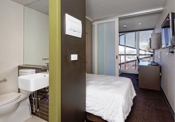 Pros and cons of Perth student residence halls,Budget-friendly student hostels in Perth