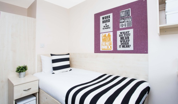 Finding Last-Minute Student Accommodation near UOW: Hassle-Free Solutions