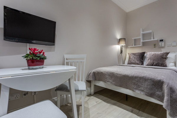 Best Rated Student Apartments Near London College of Contemporary Arts: Finding Your Ideal Off-Campus Housing