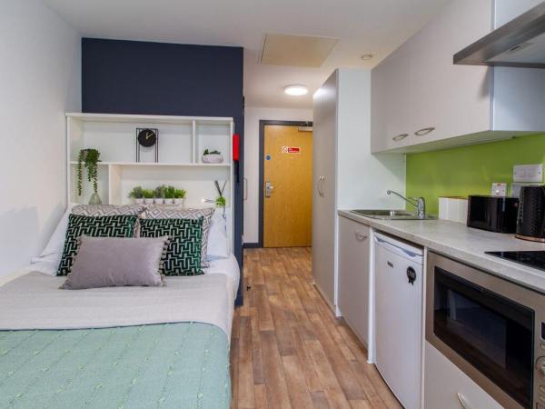 Finding roommates for NewYork student flats,Affordable student studio flats NewYork