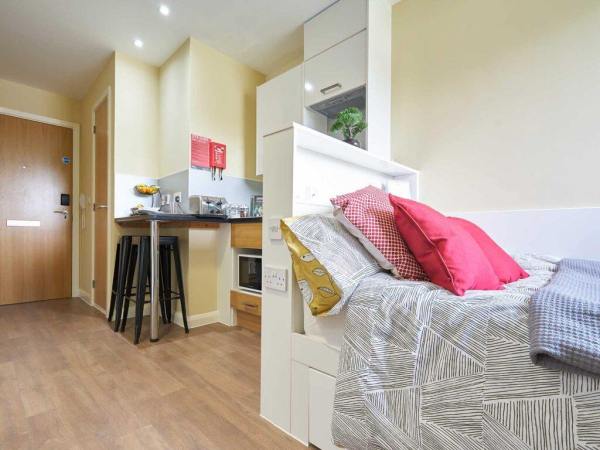 The Ultimate Guide to the Best Rated Student Apartments near De Montfort University