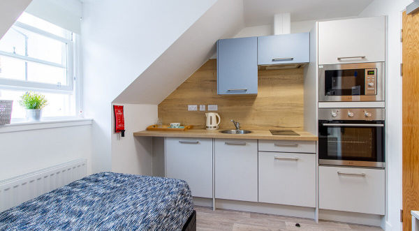 Simplifying the Search: Finding Last-Minute Student Accommodation near the University of Lincoln