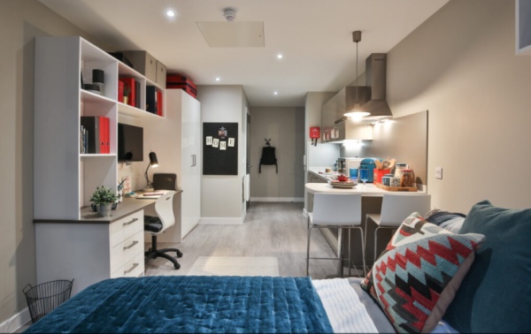 Renewing or ending a student housing lease in Birmingham,Best deals for student accommodation in Birmingham