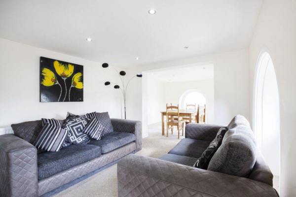 The Ultimate Guide to Luxury Studio Apartments for Students in Cheltenham