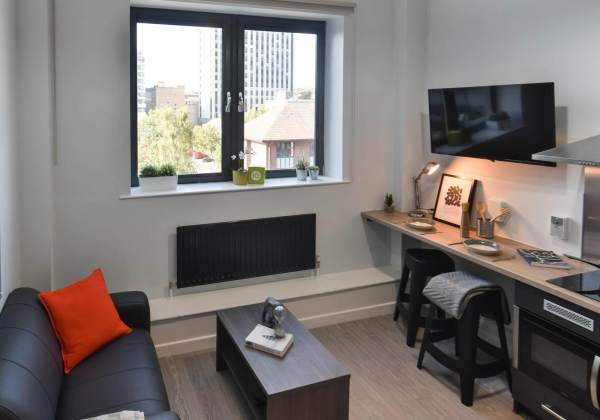 Bolton Student Accommodation with Parking Facilities: How to Find the Perfect Solution