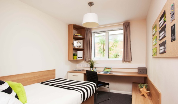 Checklist for moving into a Belfast student apartment,Budget student apartments Belfast