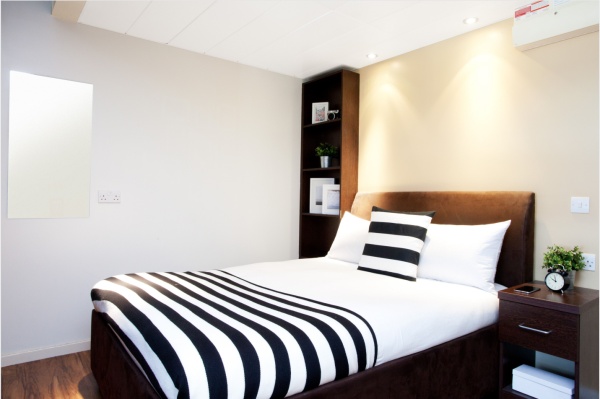 Convenient and Comfortable Student Housing with In-House Laundry Facilities in Gold Coast