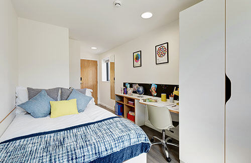 Finding Last-Minute Student Accommodation near James Cook University: Top Solutions