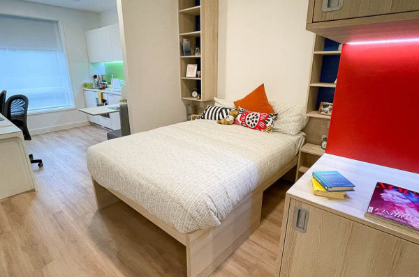 Inspecting Your Student Room Before Signing the Lease in Bradford: A Comprehensive Guide