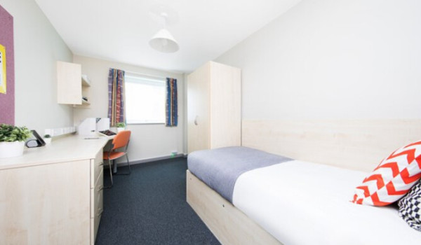 Discover the Best Student Accommodation near Sports Facilities in Medway