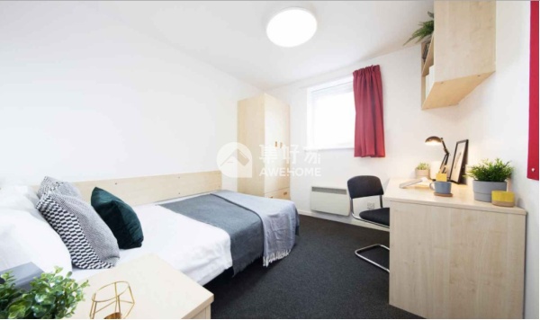 Checklist for moving into a Liverpool student apartment,How comfortable are the beds in Liverpool student apartments?