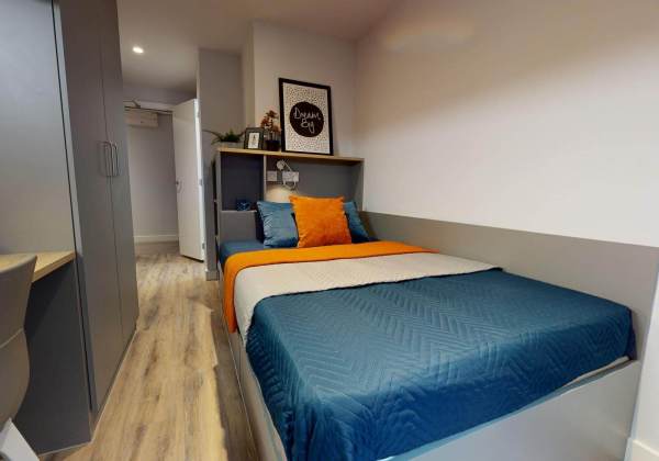 Finding roommates for Wolverhampton student flats,Wolverhampton student rooms with all utilities included price